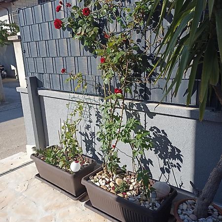 Apartamento Apartman Lara Zadar Exterior foto